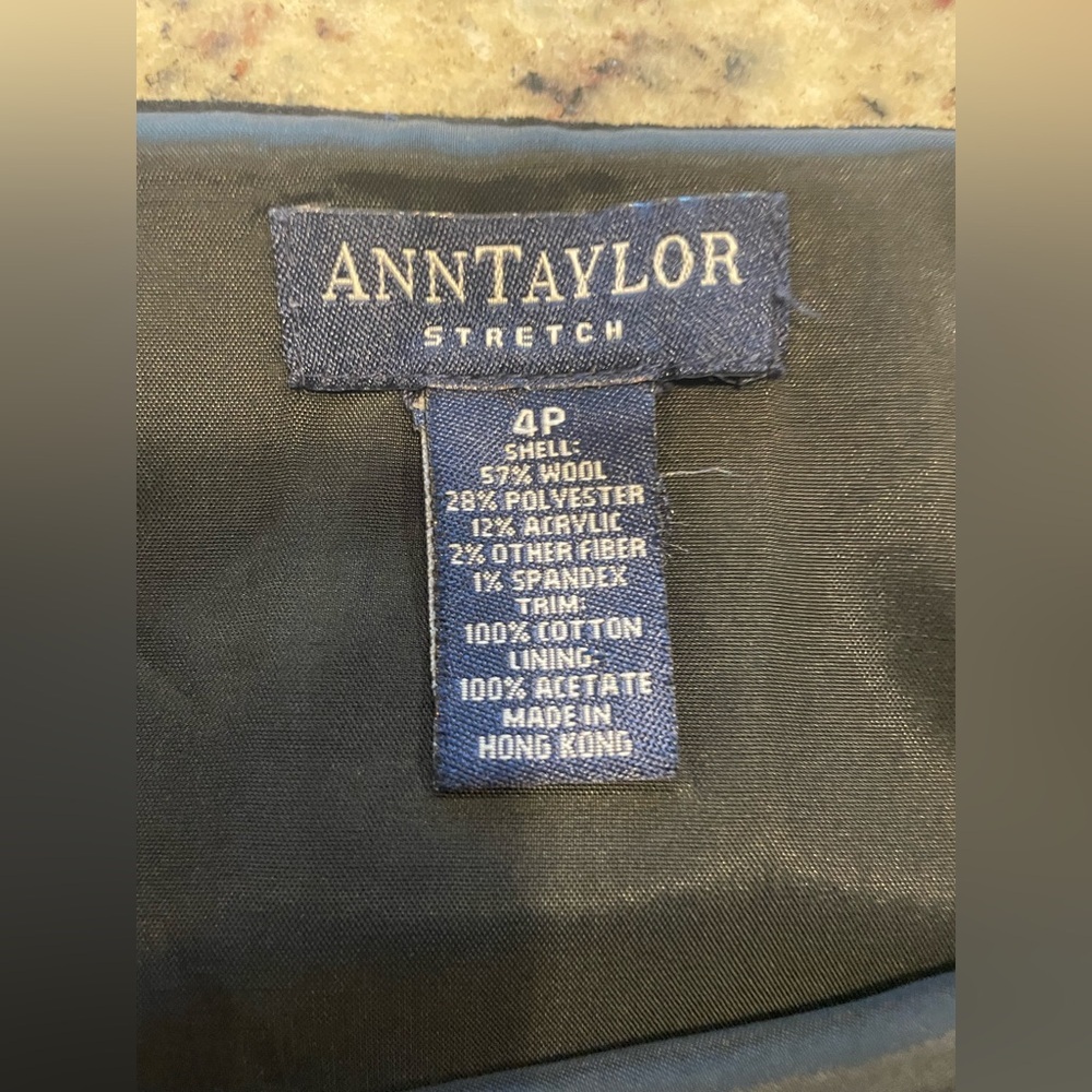 Ann Taylor black marked wool Skirt size 4 - Picture 6 of 6